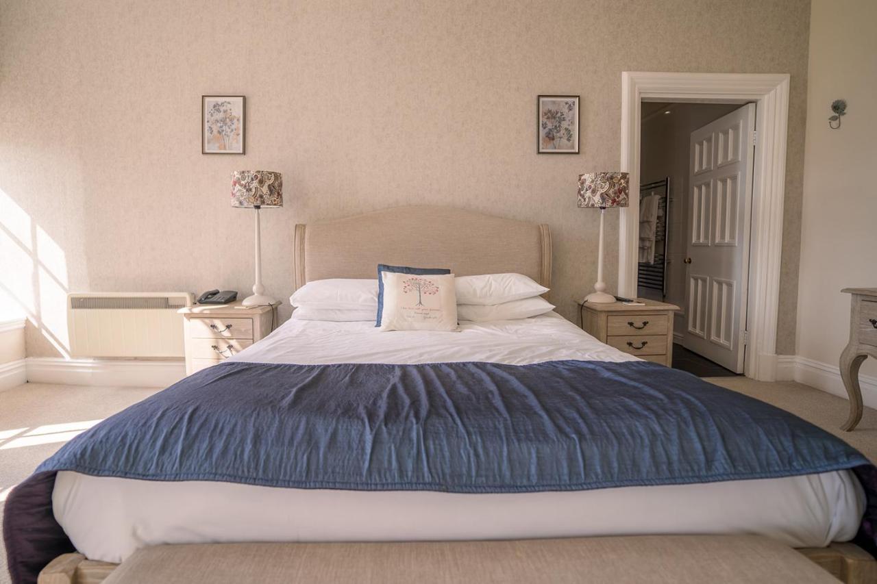 Court Colman Manor Guest House บริดจ์เอนด์ ภายนอก รูปภาพ