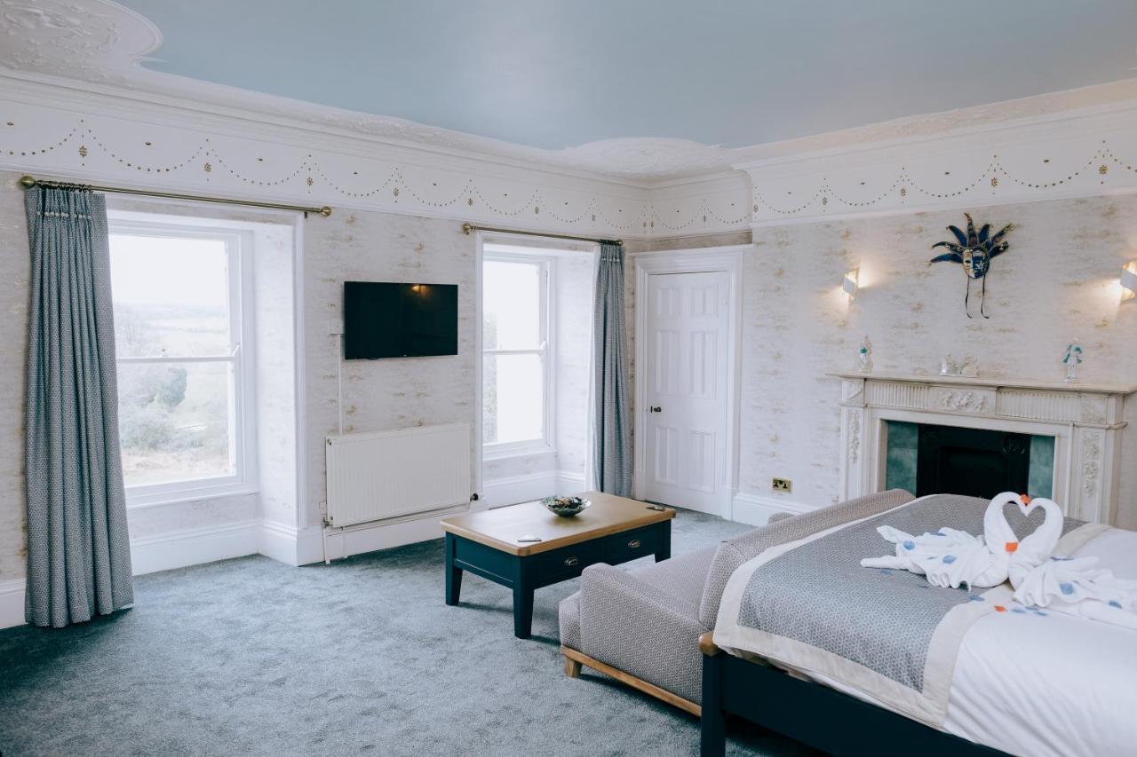 Court Colman Manor Guest House บริดจ์เอนด์ ภายนอก รูปภาพ