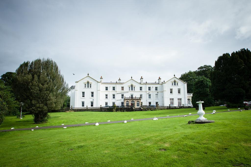 Court Colman Manor Guest House บริดจ์เอนด์ ภายนอก รูปภาพ